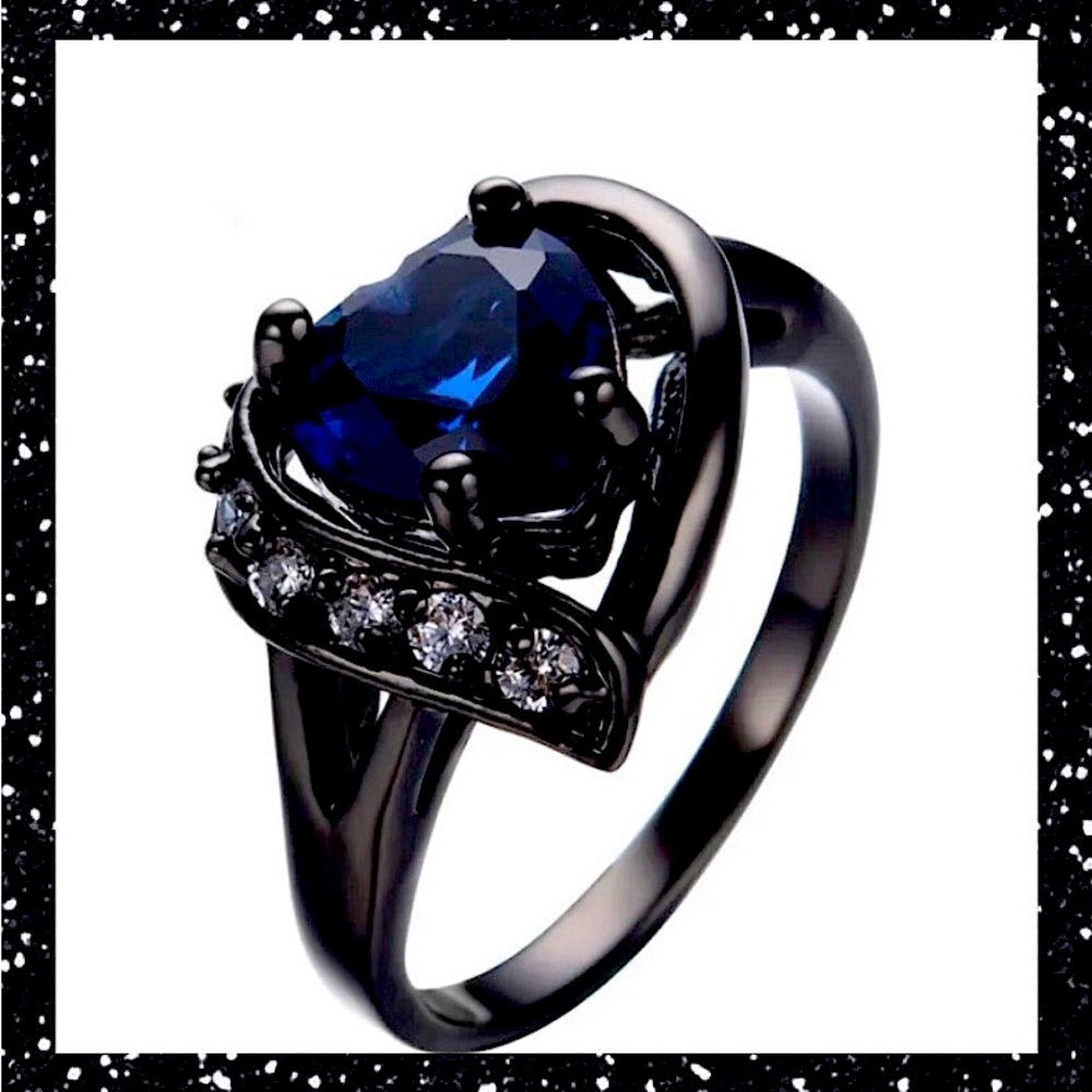 Gorgeous Black Gold Heart Shaped Blue Zircon Ring!